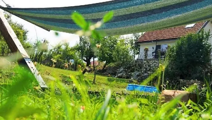 Perule 2 перуле